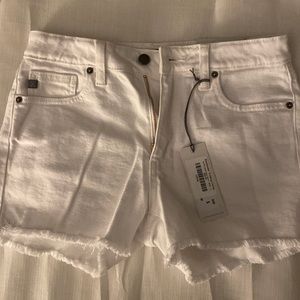 Just USA white jean shorts size small - NWT